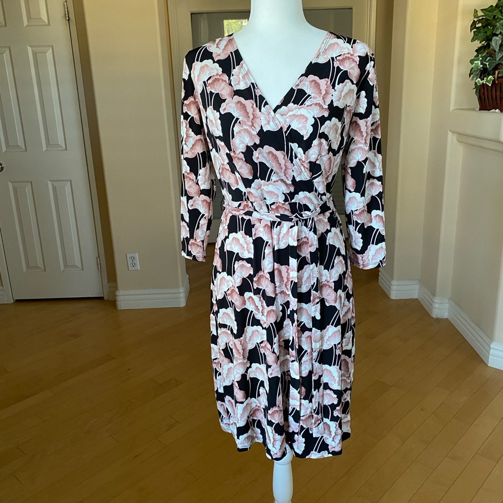 Glamour Black and Pink Sheath Dress V-Neck Long Sleeve